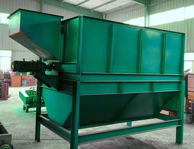 Palm fruit thresher