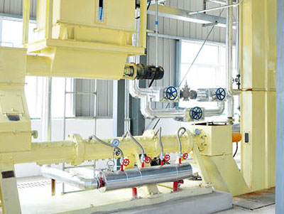 Oilseed extruder