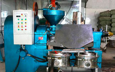 Operation process of new oil press machine