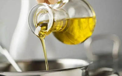 What is the healthiest oil to cook with?